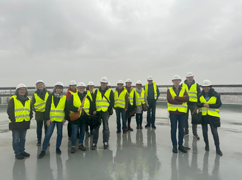 Hospiz-Team besichtigt die Baustelle der neuen Klinik am Eichert